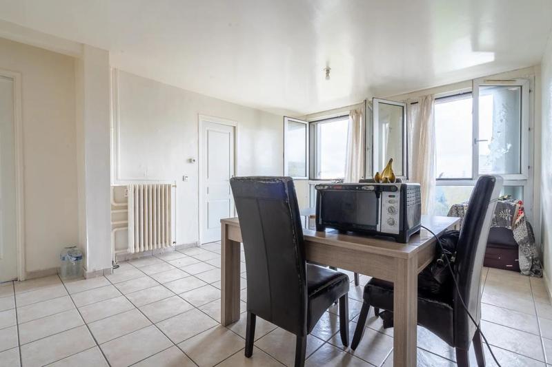 Appartement - 70 m² - 5 pièces