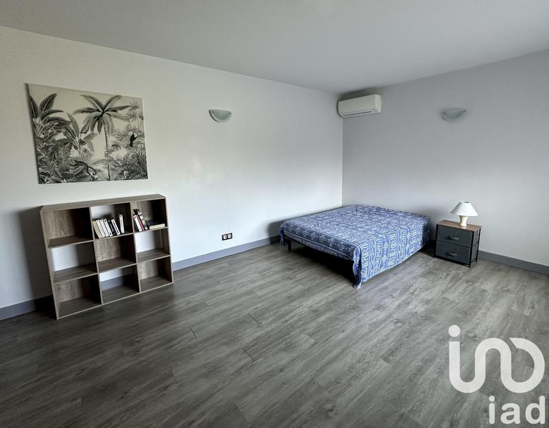 Maison - 180 m² - 10 pièces