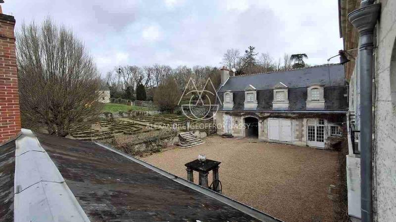 Château - 600 m² - 21 pièces