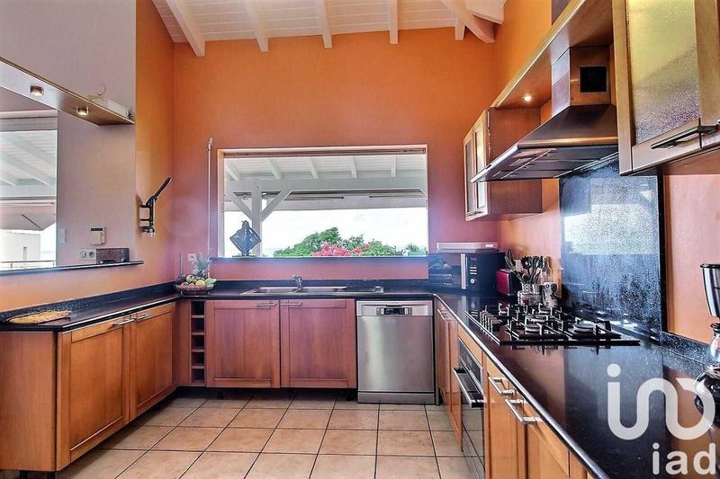 Maison - 150 m² - 6 pièces