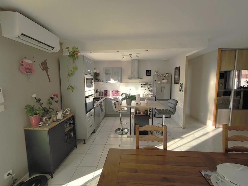 Villa - 96 m² - 5 pièces