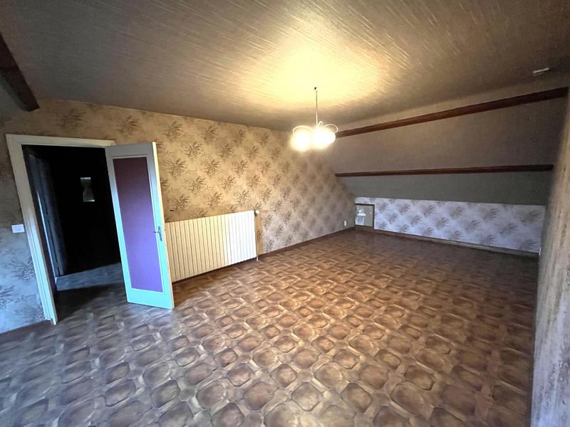 Maison traditionnelle - 171 m² - 7 pièces