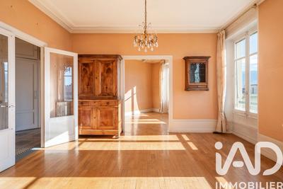 Appartement - 127 m² - 5 pièces