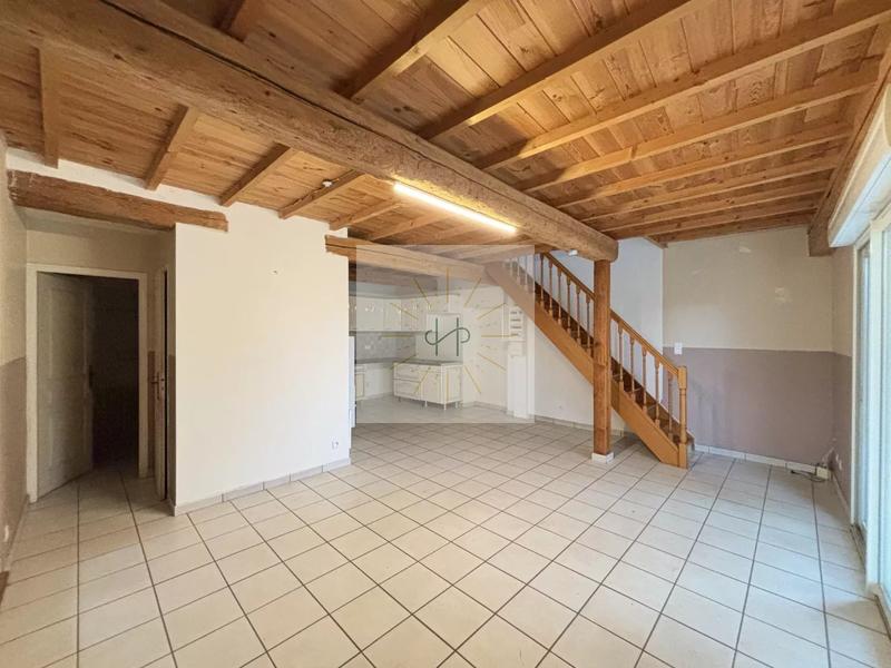Maison - 176 m² - 10 pièces