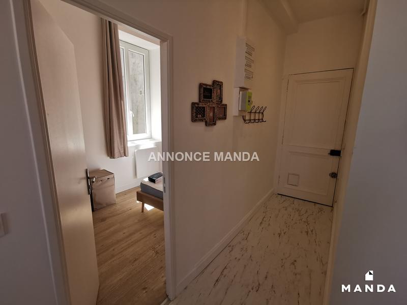 Chambre - 10 m² - 4 pièces