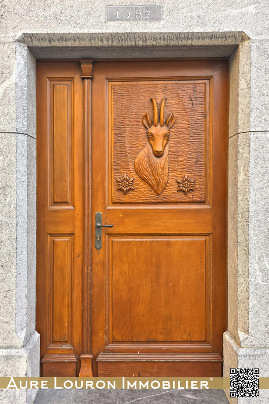 Immeuble - 159 m² - 9 pièces