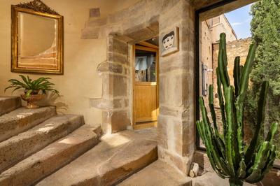 Maison - 180 m² - 7 pièces