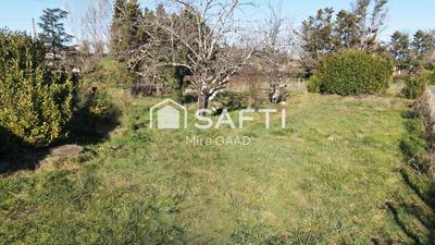 Terrain - 610 m²