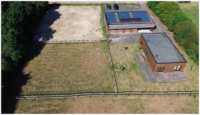 Maison de domaine équestre - 99 m² - 3 pièces