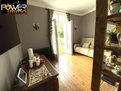 Château - 80 m² - 4 pièces