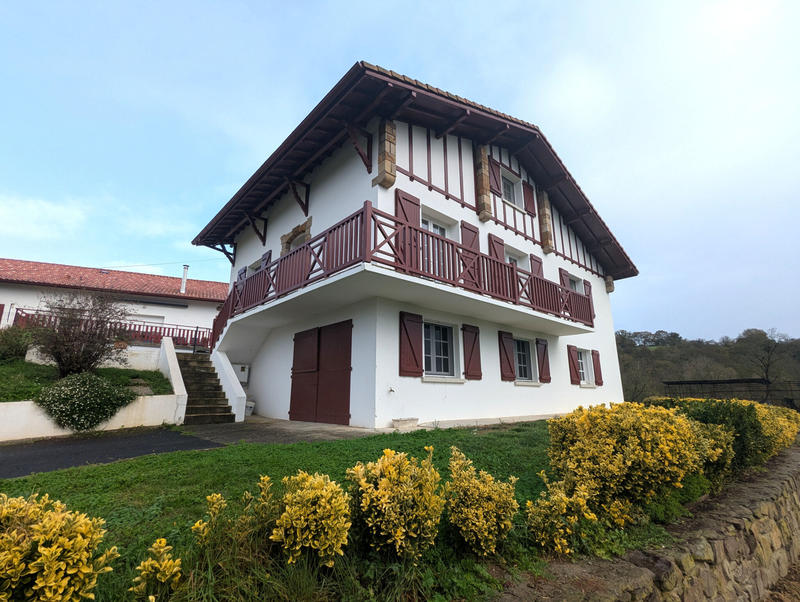 Maison - 128 m² - 4 pièces