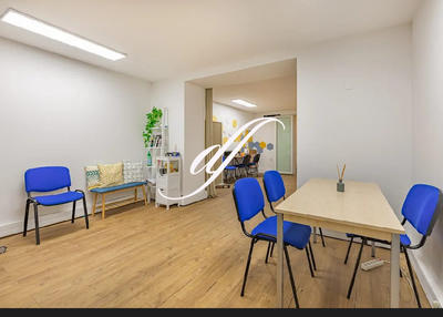 Local commercial - 88 m²