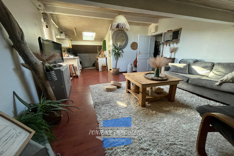 Appartement - 122 m² - 6 pièces