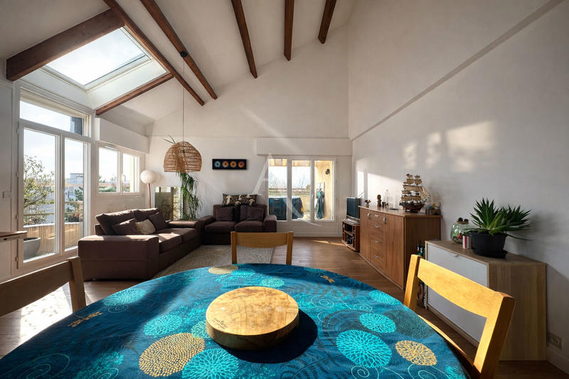 Appartement - 127 m² - 4 pièces