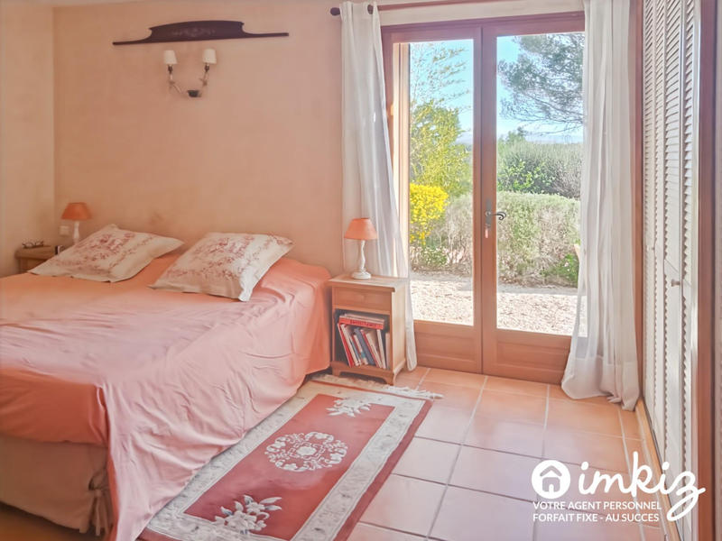 Maison - 220 m² - 9 pièces