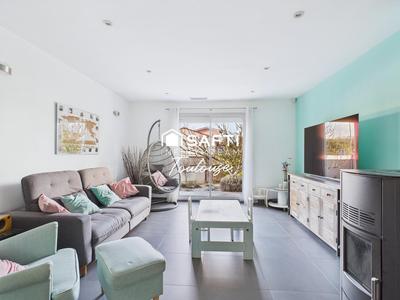 Maison - 111 m² - 5 pièces