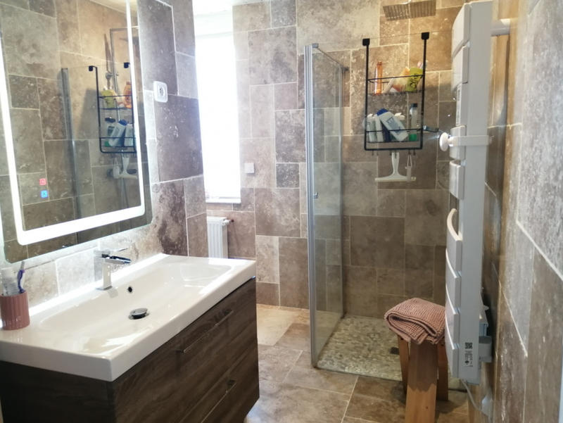 Maison - 280 m² - 9 pièces