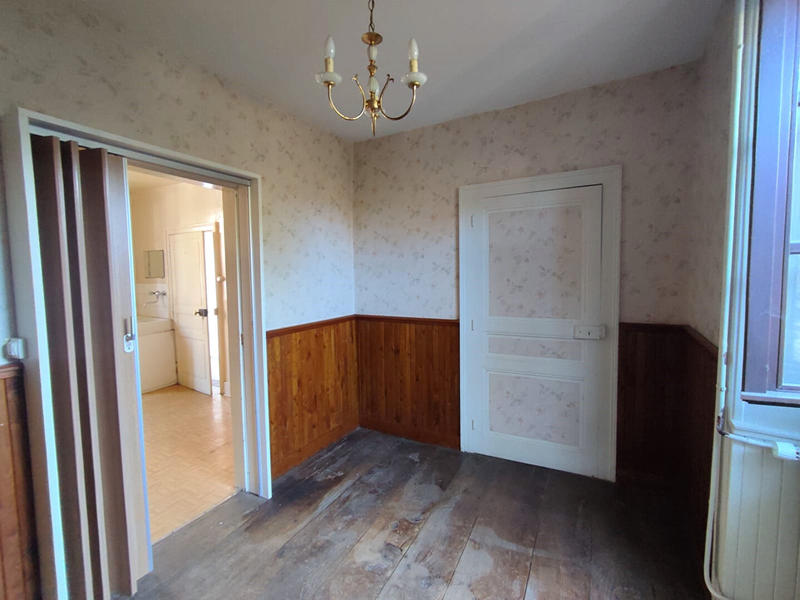 Maison - 85 m² - 5 pièces