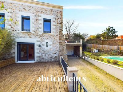 Maison ancienne - 220 m² - 7 pièces