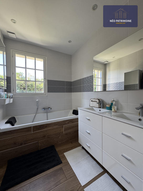 Maison - 125 m² - 5 pièces