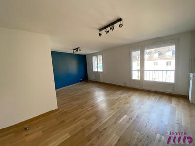 Appartement - 79 m² - 3 pièces