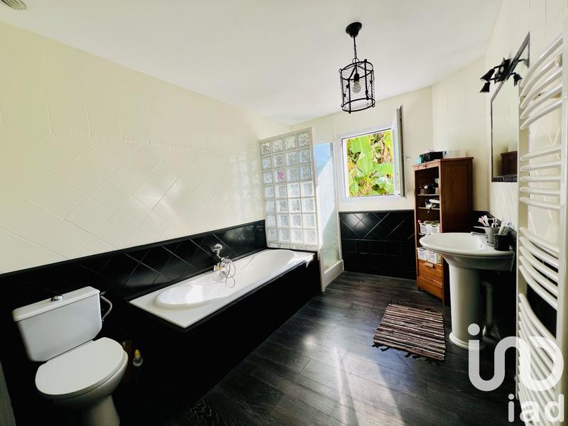 Maison - 133 m² - 5 pièces