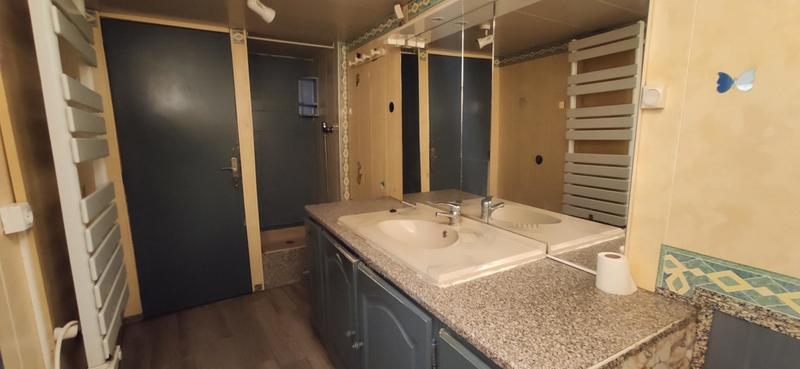 Immeuble - 200 m² - 7 pièces