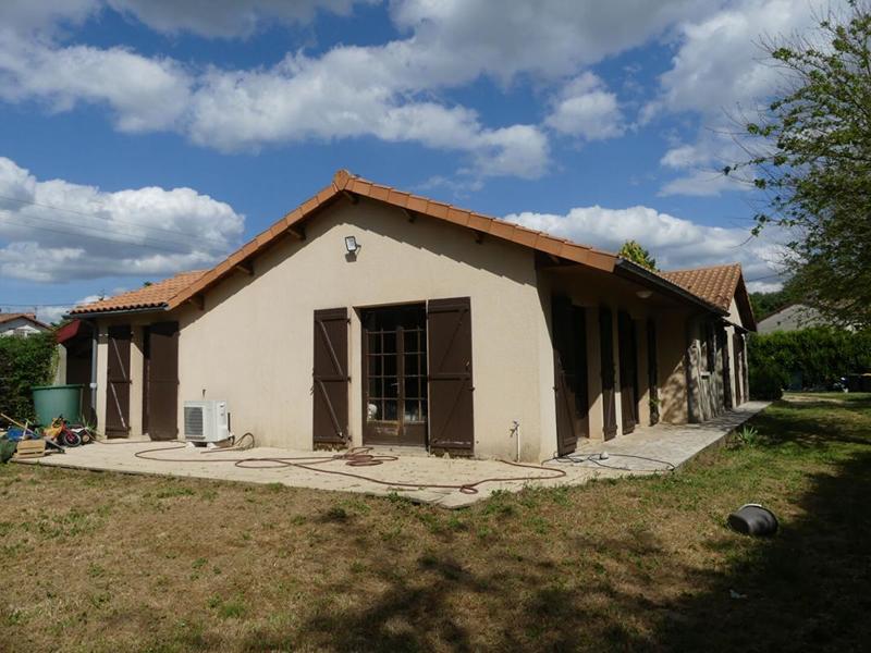 Pavillon - 175 m² - 7 pièces