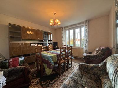 Maison - 75 m² - 6 pièces