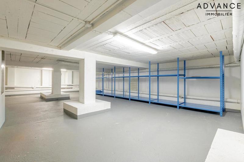 Immeuble - 700 m² - 9 pièces