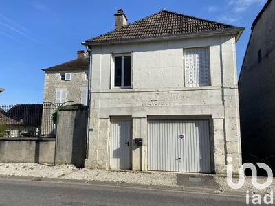 Maison - 84 m² - 4 pièces