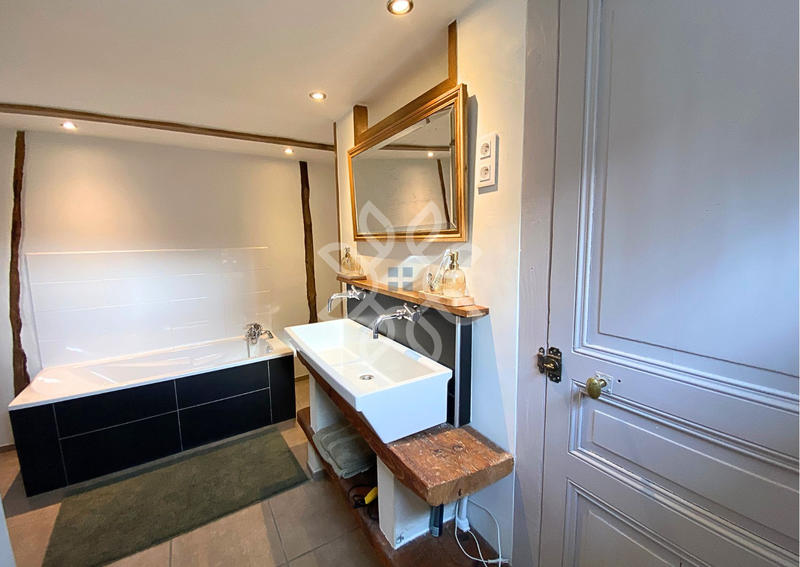 Maison - 76 m² - 6 pièces