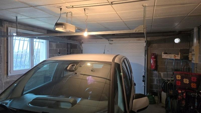 Maison - 1 320 m² - 5 pièces