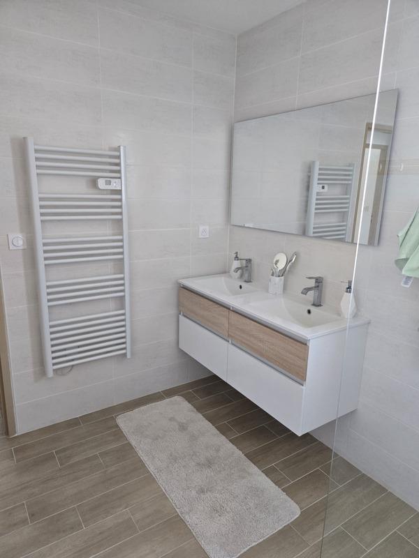 Maison - 95 m² - 7 pièces