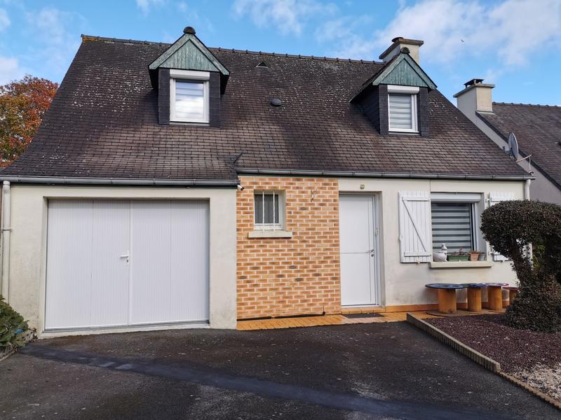 Maison - 92 m² - 6 pièces