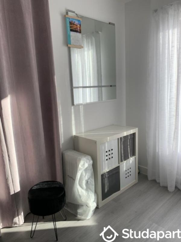 Chambre - 10 m² - 1 pièce