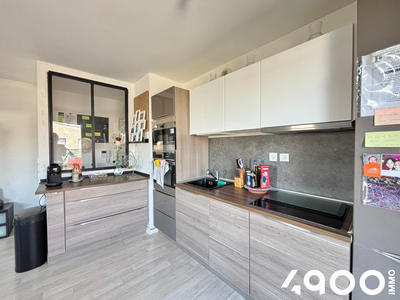 Appartement - 81 m² - 4 pièces