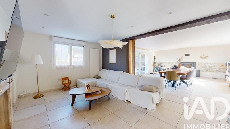 Maison - 187 m² - 8 pièces