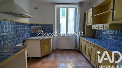 Maison de ville - 130 m² - 9 pièces