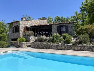 Villa - 131 m² - 7 pièces