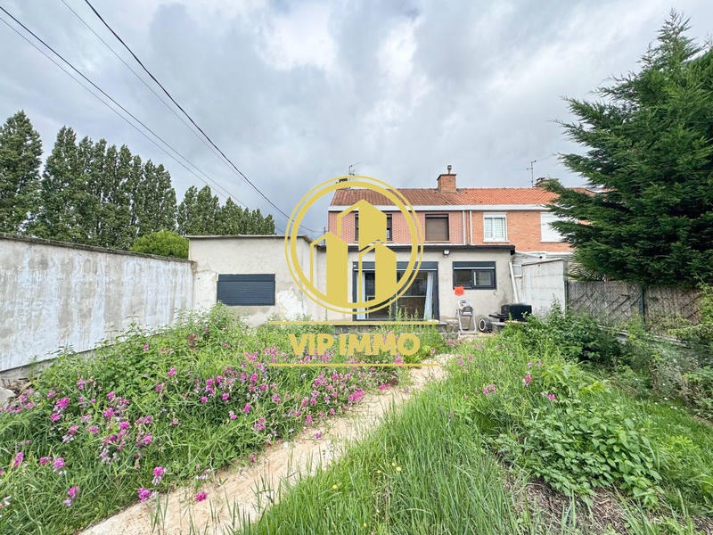 Maison - 122 m² - 5 pièces