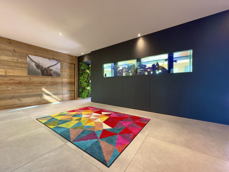 Châlet - 607 m² - 16 pièces