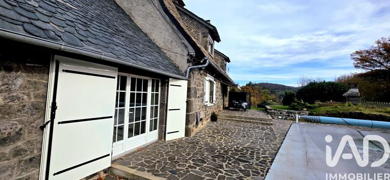 Maison - 140 m² - 6 pièces