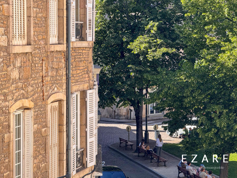 Appartement - 158 m² - 6 pièces