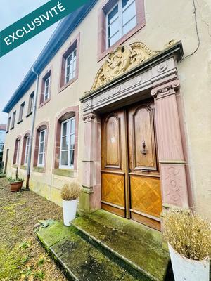 Maison - 210 m² - 11 pièces