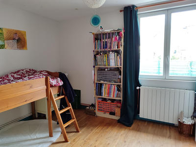 Maison - 205 m² - 9 pièces