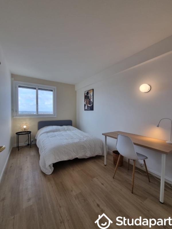 Chambre - 10 m² - 1 pièce