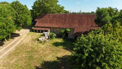 Maison - 300 m² - 9 pièces