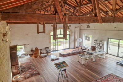 Maison - 355 m² - 4 pièces