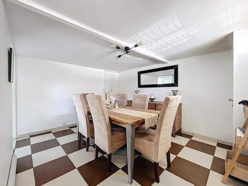 Maison - 197 m² - 6 pièces